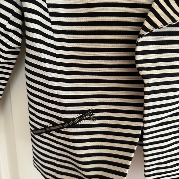 Halogen Black & White Striped Zip Jacket Blazer - Picture 2 of 8